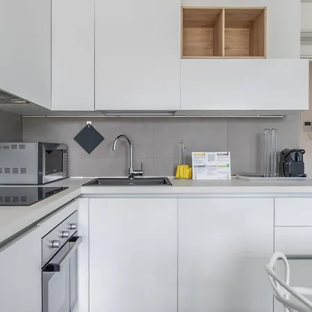 Daire Cadorna House In Milano