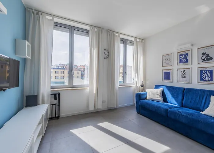 Cadorna House In * Mediolan