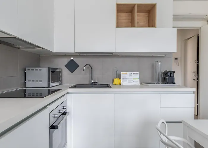 Apartament Cadorna House In Mediolan