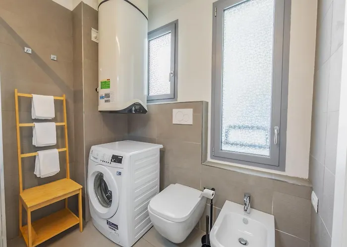 Cadorna House In Apartament