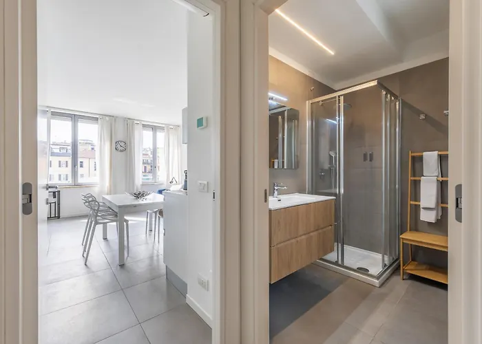 Cadorna House In Apartament